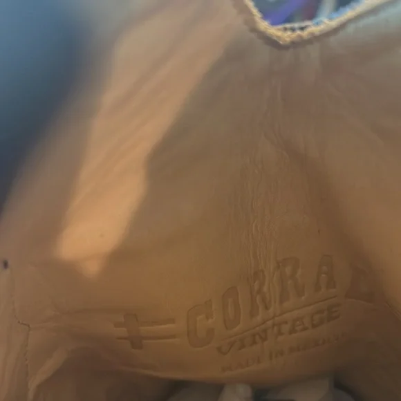Corral boots black and brownSz 5‎